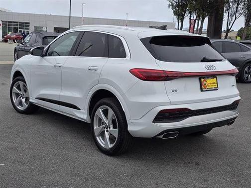 2025 Audi Q5 2.0T quattro Premium