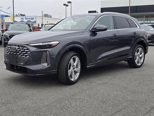 2025 Audi Q5 2.0T quattro Premium