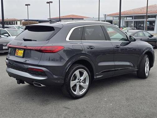 2025 Audi Q5 2.0T quattro Premium