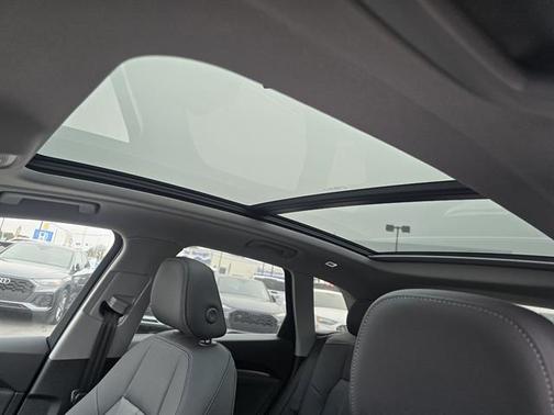 2025 Audi Q5 2.0T quattro Premium