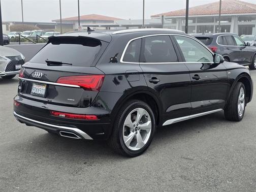 2023 Audi Q5 45 S line Prestige