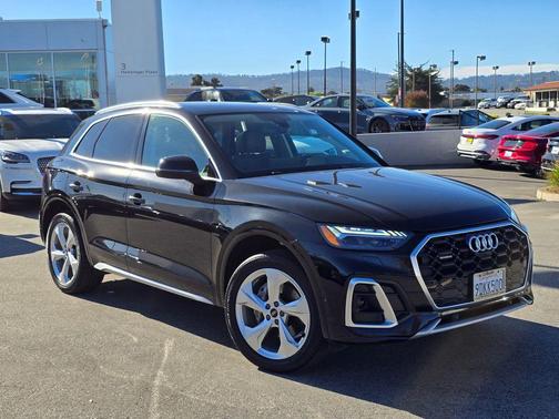 2023 Audi Q5 45 S line Prestige