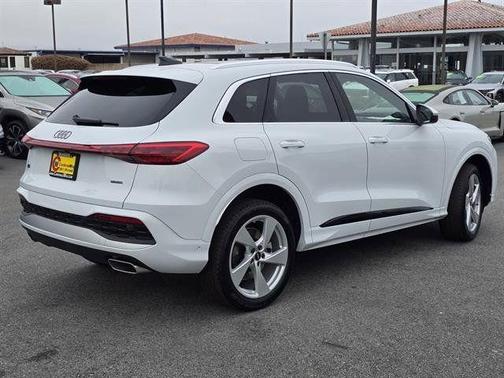 2025 Audi Q5 2.0T quattro Premium