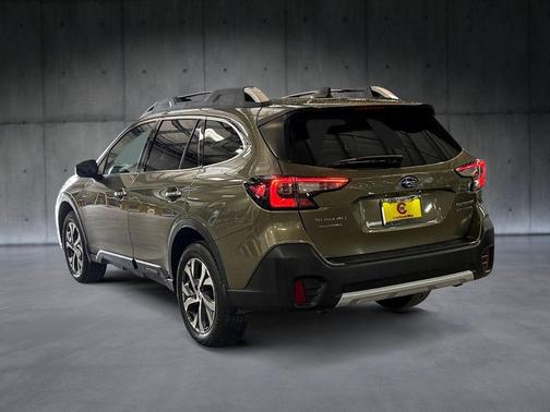 2022 Subaru Outback Touring XT