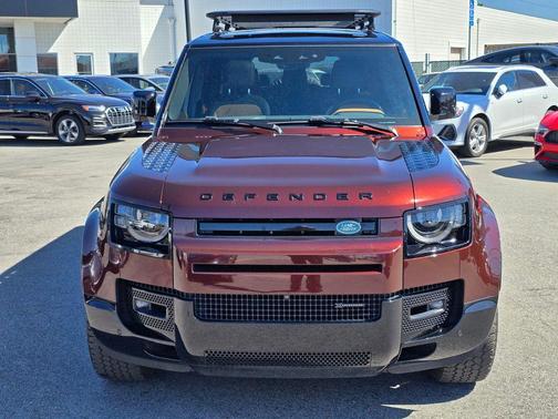 2023 Land Rover Defender X-Dynamic SE