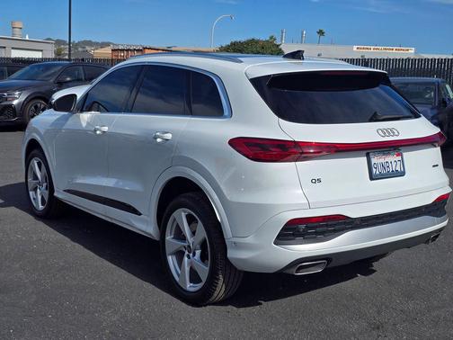 2025 Audi Q5 2.0T quattro Premium