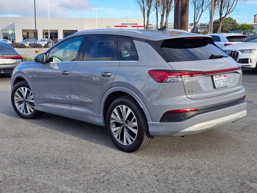 2023 Audi Q4 e-tron 40 Premium Plus
