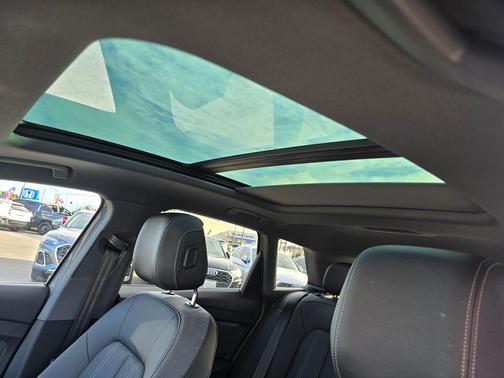 2023 Audi Q4 e-tron 40 Premium Plus