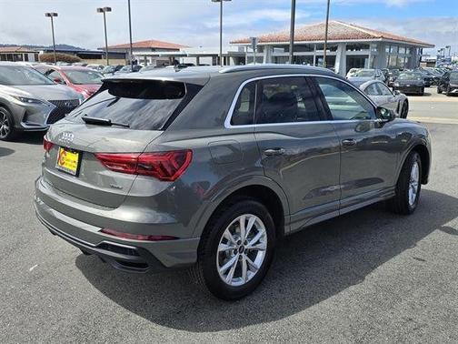 2025 Audi Q3 45 S line Premium