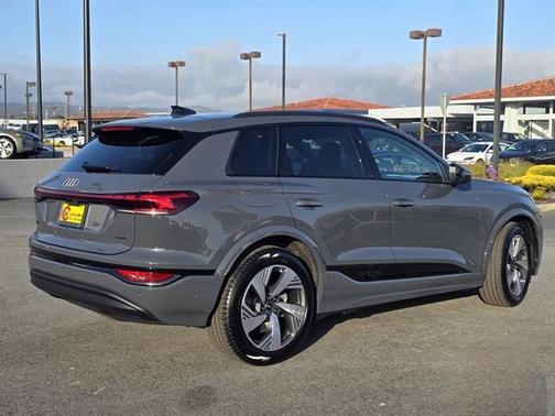 2025 Audi Q6 e-tron Premium