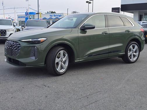 2025 Audi Q5 2.0T quattro Premium