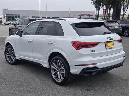 2025 Audi Q3 45 S line Premium