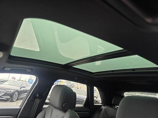 2025 Audi Q3 45 S line Premium