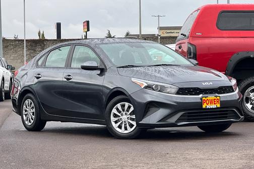 2022 Kia Forte FE