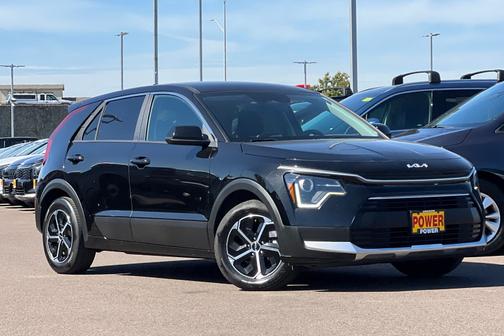 2023 Kia Niro LX