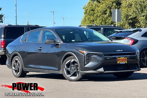 2025 Kia K4 EX