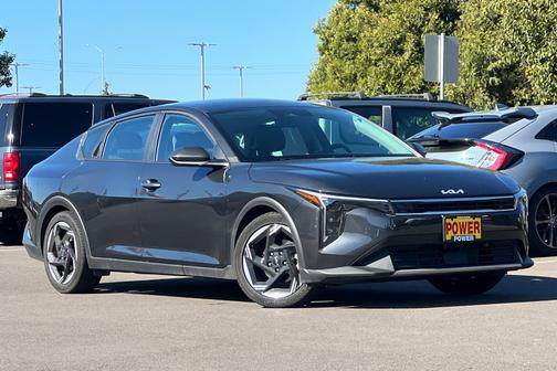 2025 Kia K4 EX