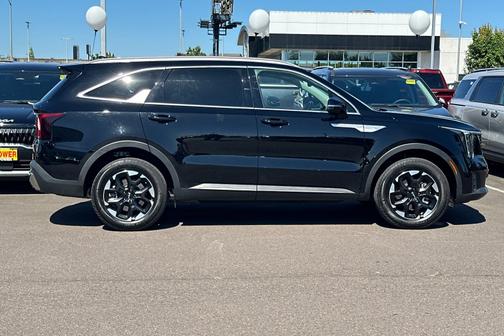 Ebony Black 2024 Kia Sorento S