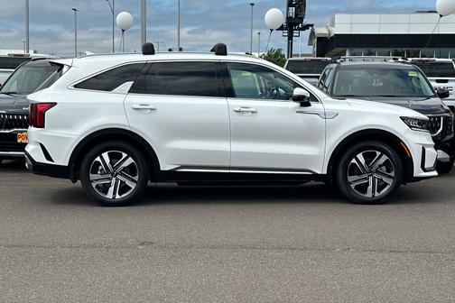 Snow White Pearl 2023 Kia Sorento Hybrid EX