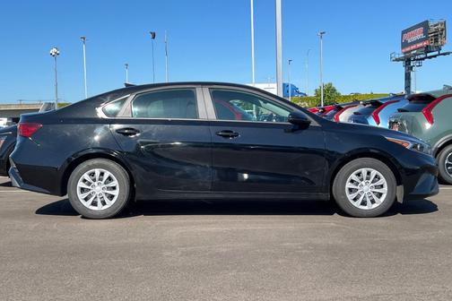 2024 Kia Forte LX