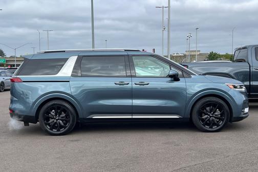 2024 Kia Carnival SX Prestige
