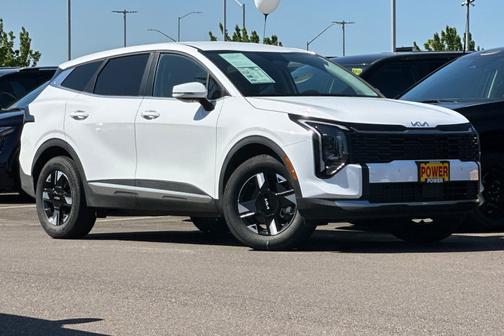 White Pearl 2026 Kia Sportage LX