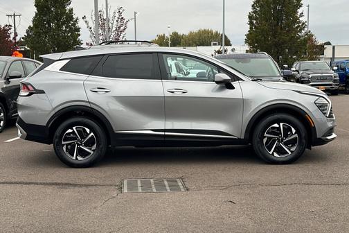 2024 Kia Sportage Hybrid LX