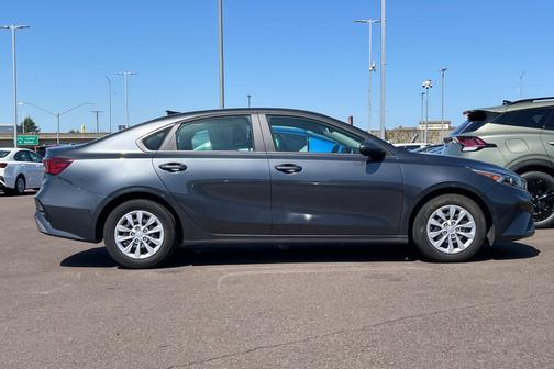 2024 Kia Forte LX