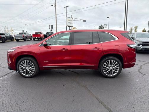Iridescent White Tricoat 2026 Buick Enclave Avenir
