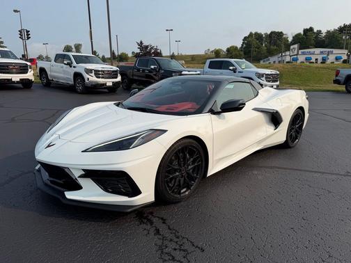 Arctic White 2025 Chevrolet Corvette 3LT