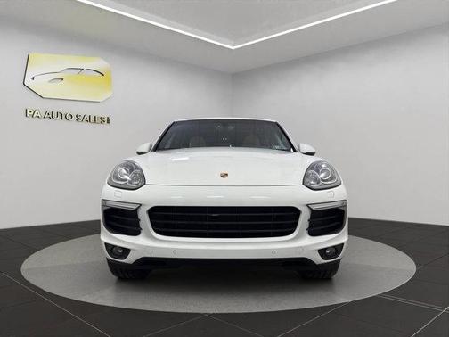 2017 Porsche Cayenne Cayenne