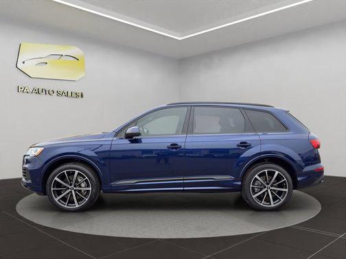 2022 Audi Q7 55 Premium Plus