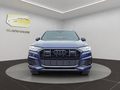 2022 Audi Q7 55 Premium Plus