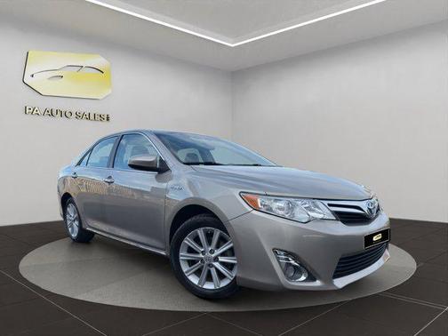 2013 Toyota Camry Hybrid XLE