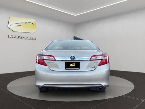 2013 Toyota Camry Hybrid XLE