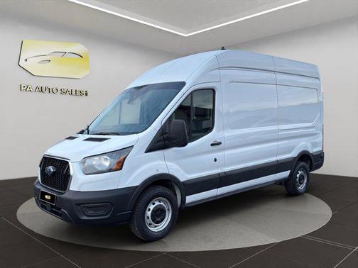 2022 Ford Transit-250 Base