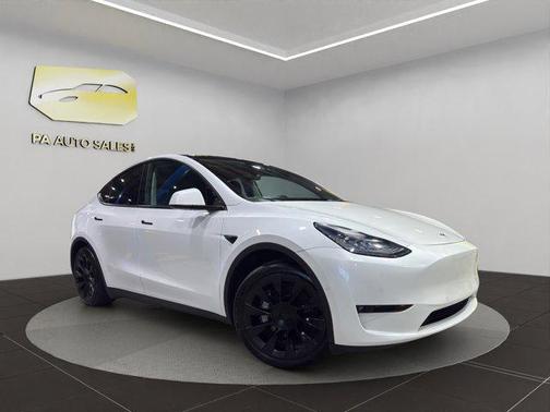 2021 Tesla Model Y Long Range Dual Motor All-Wheel Drive