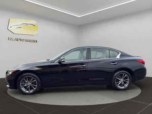 2015 INFINITI Q50 Base