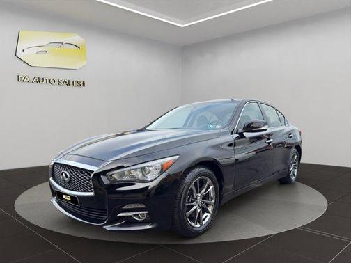 2015 INFINITI Q50 Base