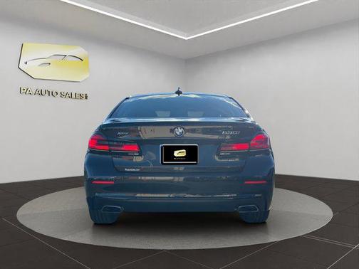 2023 BMW 530 i xDrive