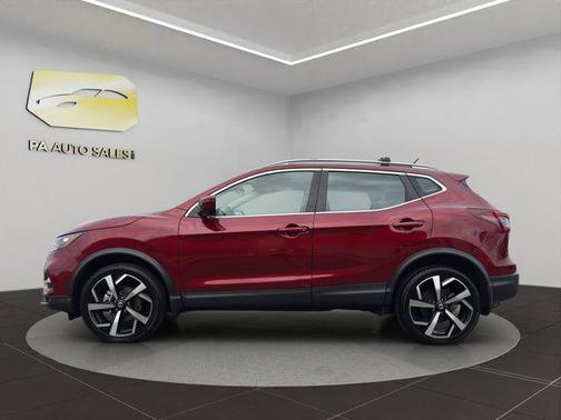 2022 Nissan Rogue Sport SL