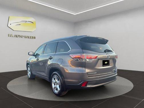 2016 Toyota Highlander Limited