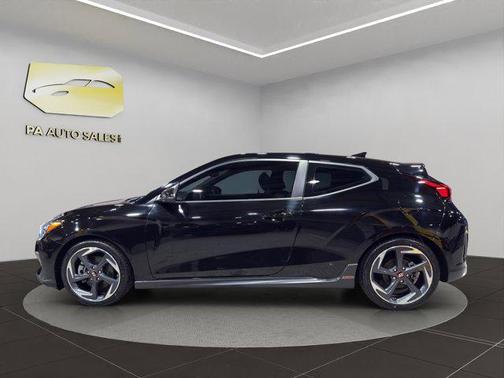 2019 Hyundai Veloster Base