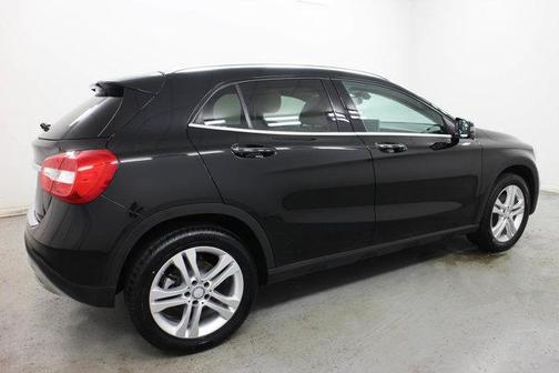 2017 Mercedes-Benz GLA 250 Base