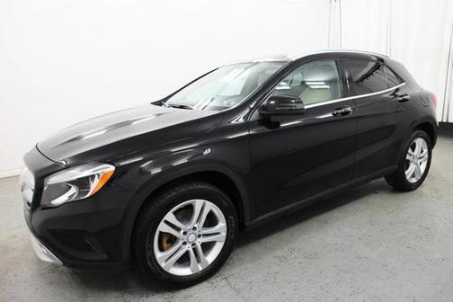 2017 Mercedes-Benz GLA 250 Base