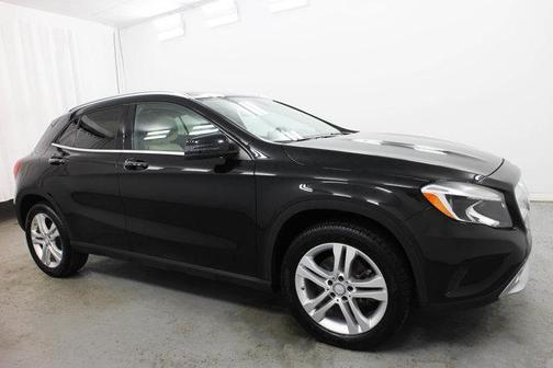 2017 Mercedes-Benz GLA 250 Base