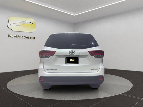 2017 Toyota Highlander XLE