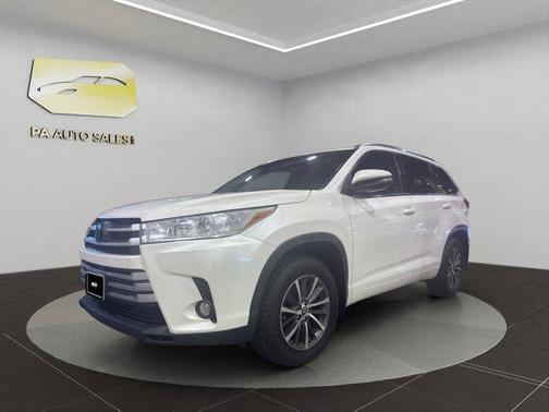 2017 Toyota Highlander XLE