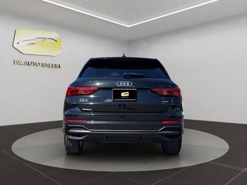 2021 Audi Q3 45 S line Premium