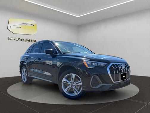 2021 Audi Q3 45 S line Premium